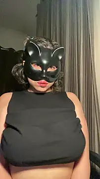 Snapshot of nenalayla chatting on 11/25/25, 06:30 nenalayla online show from 11/25/25, 06:30