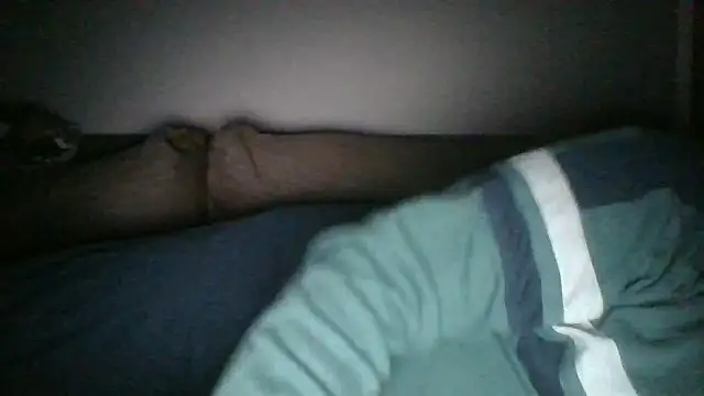 Snapshot of Anderrust chatting on 03/07/25, 09:06 Anderrust online show from 03/07/25, 09:06