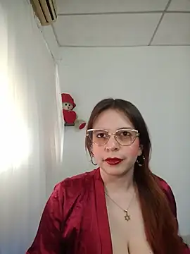 lorenitabella online show from 05/27/26, 09:12