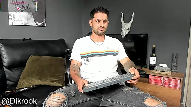 Davevilboy online show from 01/28/25, 03:35