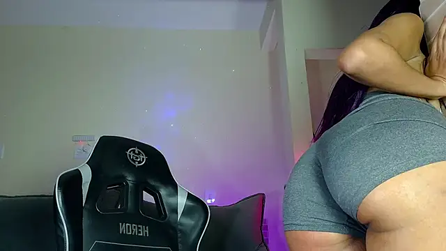 isa hotwifee online show from 03/01/26, 02:30