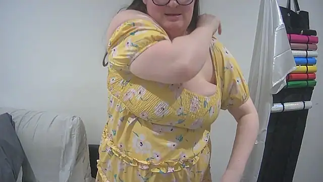 Rebecca Summer online show from 12/27/24, 09:43