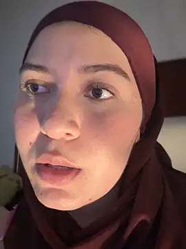 MatchedEyebrow online show from 09/10/25, 09:04