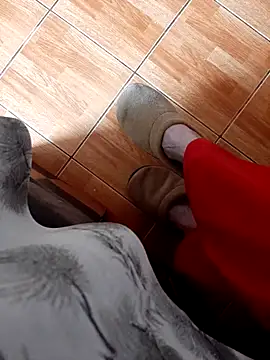 feet toes online show from 04/01/26, 08:15