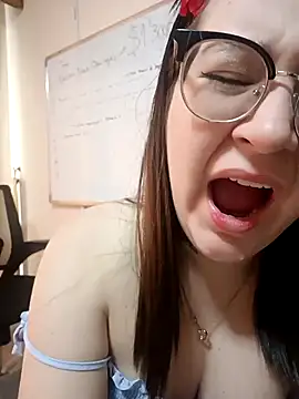 HunnyyLove online show from 12/07/24, 04:47