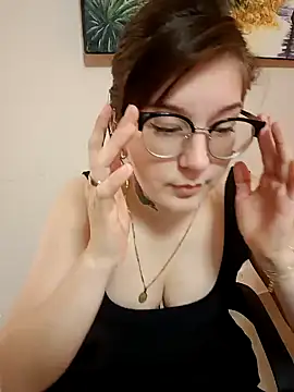 HunnyyLove online show from 12/19/24, 02:57