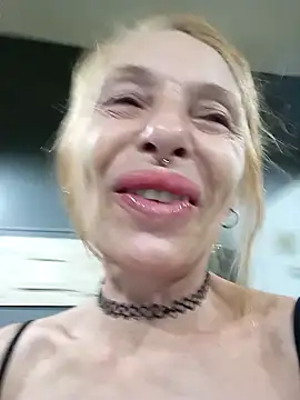 FrozenWaffle online show from 02/03/25, 08:46