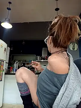 FrozenWaffle online show from 05/09/26, 03:17