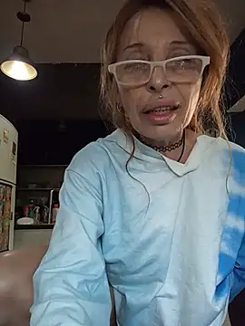 FrozenWaffle online show from 05/19/26, 07:31