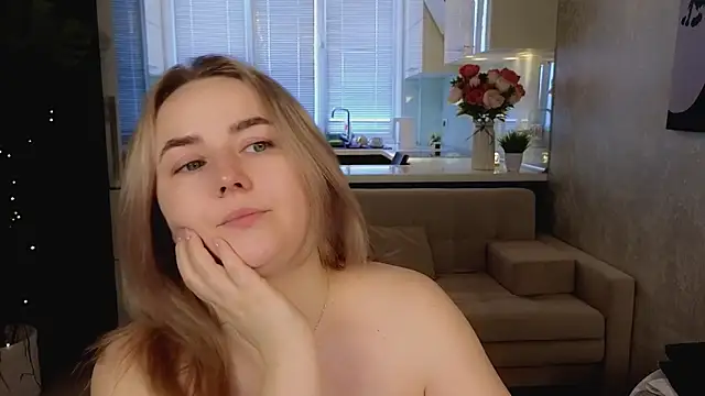 Mira Mermayd online show from 03/27/26, 01:22