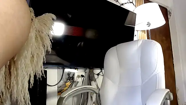 Snapshot of saraplayboy96 chatting on 09/25/25, 06:55 saraplayboy96 online show from 09/25/25, 06:55