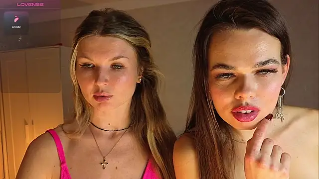 AngelMiaM online show from 05/05/26, 07:00