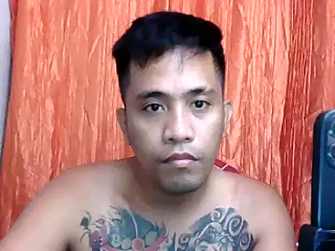 Snapshot of Thyler08 chatting on 12/14/24, 10:45 Thyler08 online show from 12/14/24, 10:45