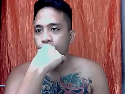 Snapshot of Thyler08 chatting on 12/29/24, 06:03 Thyler08 online show from 12/29/24, 06:03