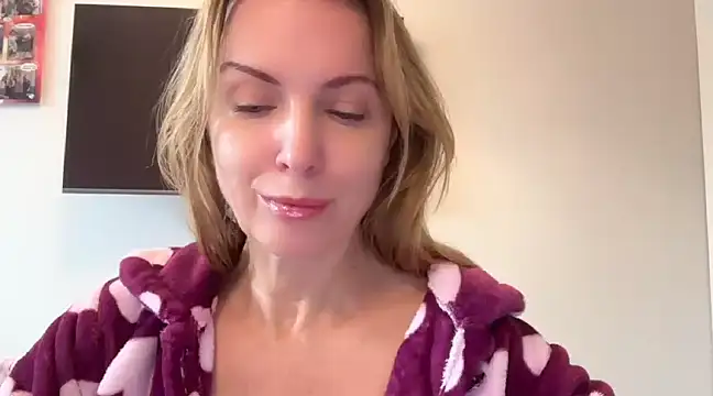 RachellAmazing online show from 02/14/25, 09:56