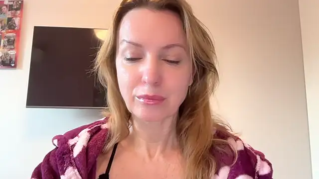 RachellAmazing online show from 03/05/25, 07:27