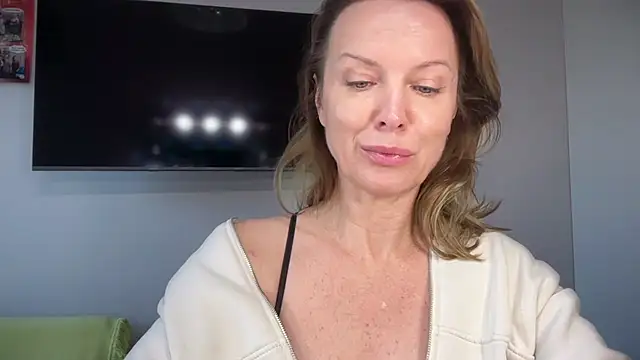 RachellAmazing online show from 10/01/25, 12:11