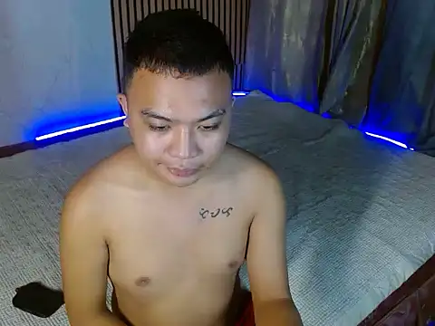 Snapshot of xsweetasian69x chatting on 12/18/24, 03:55 xsweetasian69x online show from 12/18/24, 03:55