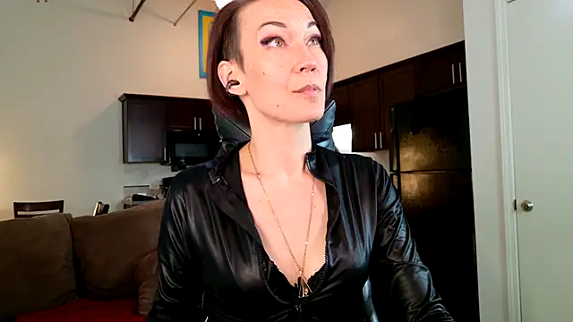 Snapshot of EveEnigma chatting on 03/19/25, 05:50 EveEnigma online show from 03/19/25, 05:50