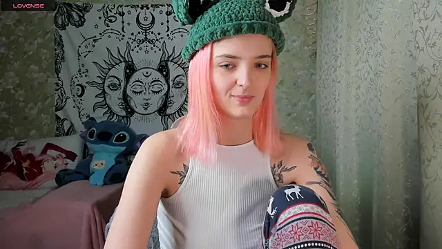 Snapshot of Cutie_Adelia chatting on 01/04/25, 09:54 Cutie Adelia online show from 01/04/25, 09:54