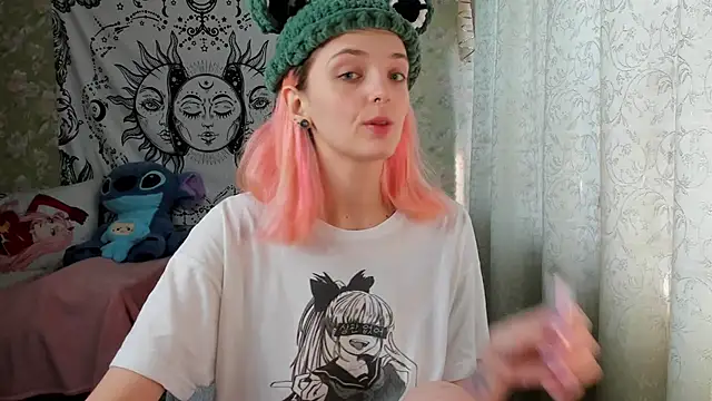 Snapshot of Cutie_Adelia chatting on 02/06/25, 08:18 Cutie Adelia online show from 02/06/25, 08:18