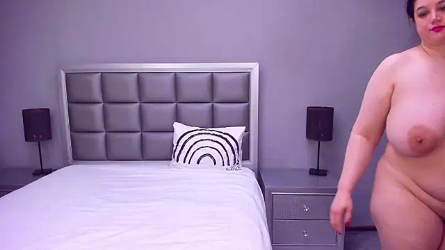 Snapshot of HellennSweet chatting on 02/22/25, 08:07 HellennSweet online show from 02/22/25, 08:07