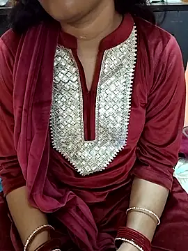 Diya 143 online show from 02/15/26, 07:51