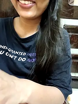 Snapshot of Nupur_69 chatting on 09/10/25, 07:36 Nupur 69 online show from 09/10/25, 07:36