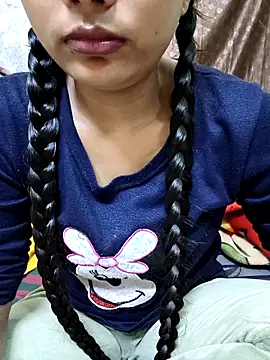 Snapshot of Nupur_69 chatting on 02/19/26, 07:54 Nupur 69 online show from 02/19/26, 07:54