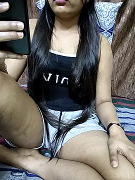 Snapshot of Nupur_69 chatting on 04/30/26, 08:04 Nupur 69 online show from 04/30/26, 08:04
