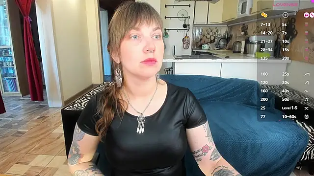 StacyTigerr online show from 05/06/26, 12:21