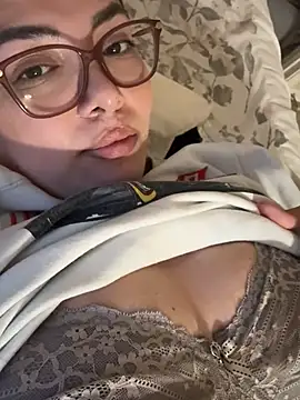 nativepumpkin95 online show from 02/10/25, 01:03