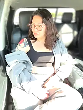 nativepumpkin95 online show from 10/10/25, 07:57