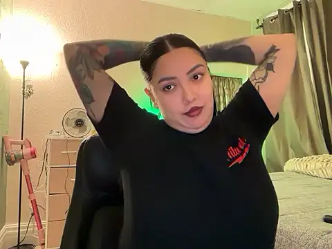 nativepumpkin95 online show from 11/14/25, 01:15