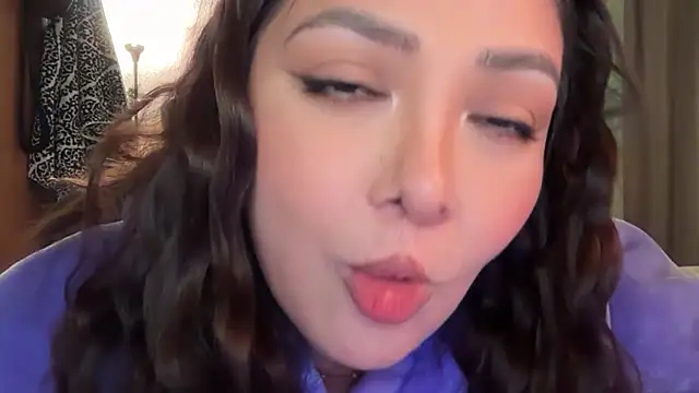 nativepumpkin95 online show from 12/05/25, 03:37