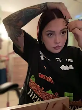 nativepumpkin95 online show from 02/21/26, 10:55