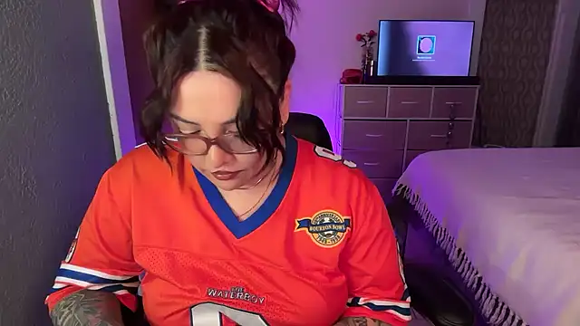 nativepumpkin95 online show from 04/10/26, 02:17