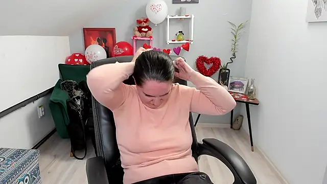 ChloeHottyX online show from 02/13/25, 10:55