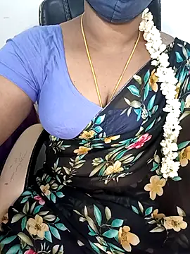 Tamil-hotwife online show from 12/16/25, 05:12