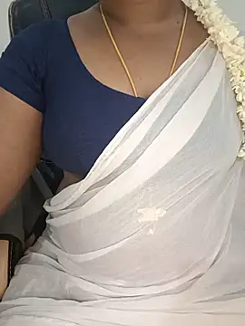 Snapshot of Tamil-hotwife chatting on 06/07/26, 06:22 Tamil-hotwife online show from 06/07/26, 06:22