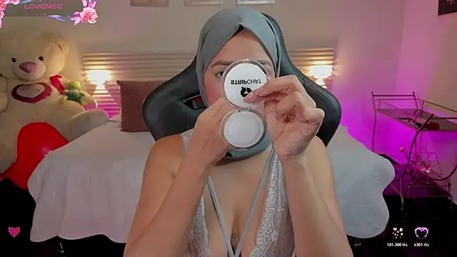 Snapshot of New_Arab_Kingdom chatting on 11/16/25, 10:26 New Arab Kingdom online show from 11/16/25, 10:26