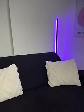 Sara mocca  online show from 02/13/26, 07:54