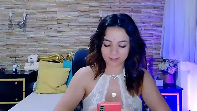 PlayfulElla online show from 02/07/25, 06:56