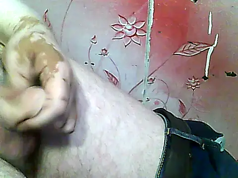 Snapshot of two_colour_cock chatting on 11/14/25, 09:13 two colour cock online show from 11/14/25, 09:13