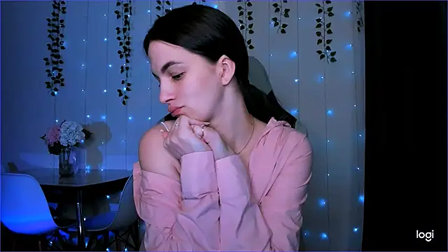 KarlaSim online show from 02/08/25, 12:38