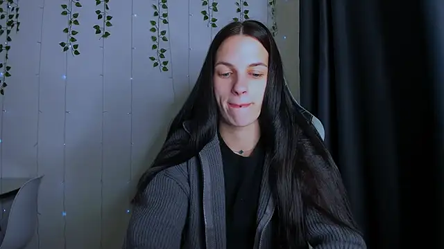 KarlaSim online show from 10/07/25, 04:37