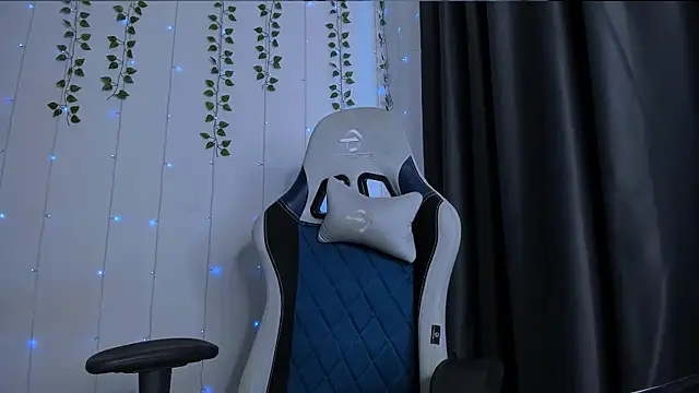 KarlaSim online show from 03/08/26, 11:25