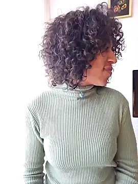 Goldenlace online show from 10/29/25, 11:23