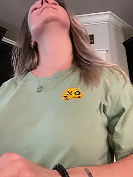 Snapshot of Vivian_MayXxX chatting on 12/14/24, 09:56 Vivian MayXxX online show from 12/14/24, 09:56