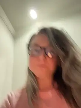 Vivian MayXxX online show from 03/05/25, 11:05